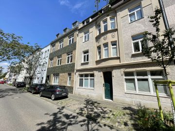 Paketangebot: Zwei Einzimmerwohnungen im Herzen von Sülz, 50939 Köln, Dachgeschosswohnung
